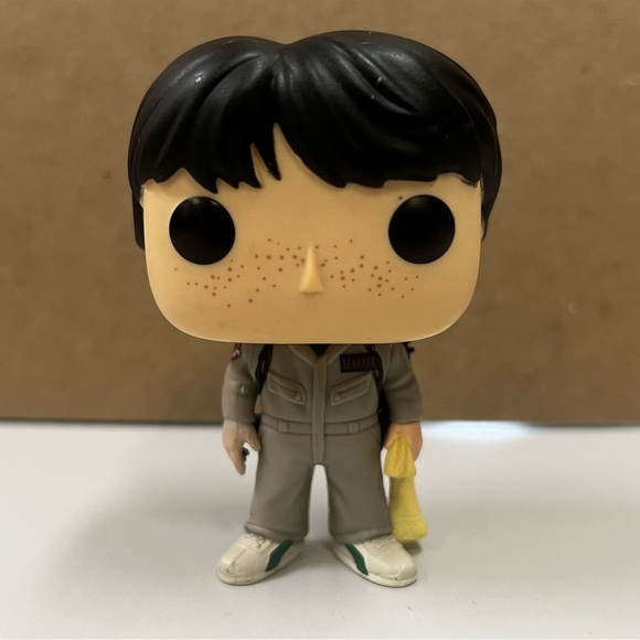 Funko POP! Television - Stranger Things - Mike Ghostbusters #546 Vinyl Figure - Picture 1 of 7